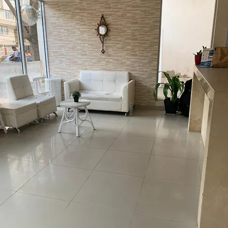 Comodo Apto 3 Hab Cerca A La Playa Apartamento *
